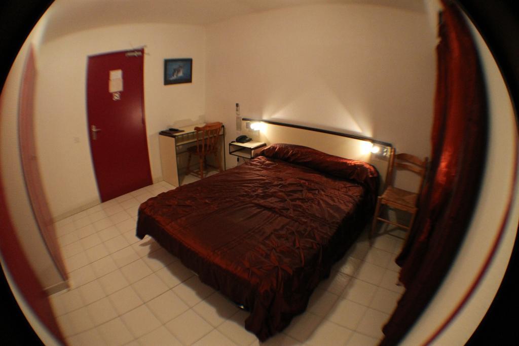 Hotel De La Pomme De Pin Vieux-Boucau-les-Bains Pokój zdjęcie